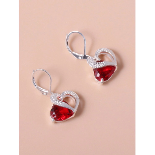 Aretes con diseño de corazón