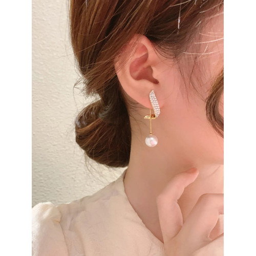 Aretes con diamante de imitación