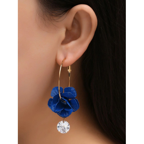 Aretes largos con flor azul