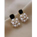 Aretes casual negro con perla artificial