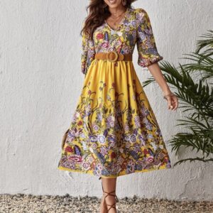 Vestido con estampado floral de manga farol