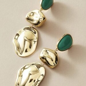 Aretes largos metálicos irregulares