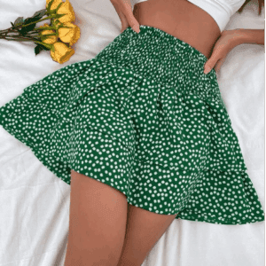 Falda verde fruncida con estampado floral