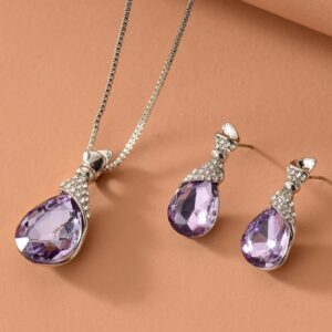 Collar y aretes con diseño de diamante de imitación