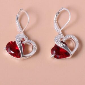 Aretes con diseño de corazón