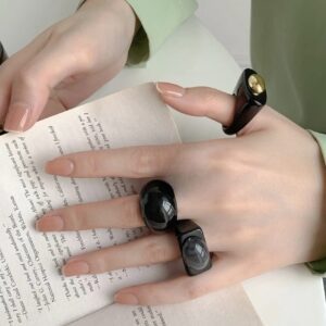 Anillo de resina Negra