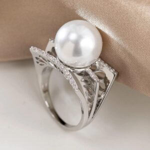 Anillo con diamante de imitación con perla artificial