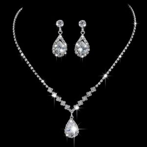 Collar y aretes con diseño de gota de agua grabada con diamante de imitación
