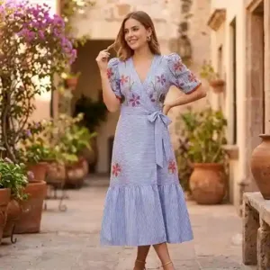 Vestido Cruzado Bordado